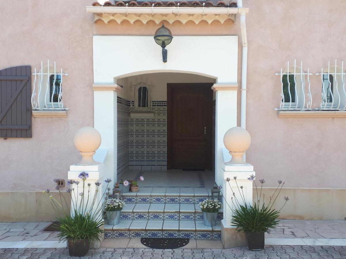 La Villa Des Ames Liees ดรากิญญ็อง ภายนอก รูปภาพ