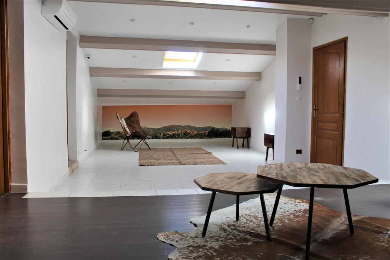 La Villa Des Ames Liees ดรากิญญ็อง ภายนอก รูปภาพ